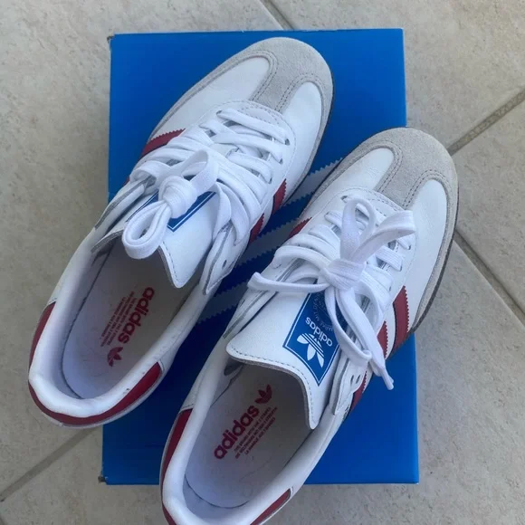 Adidas Samba White and Red Sneakers size 6.5 - Picture 3 of 9